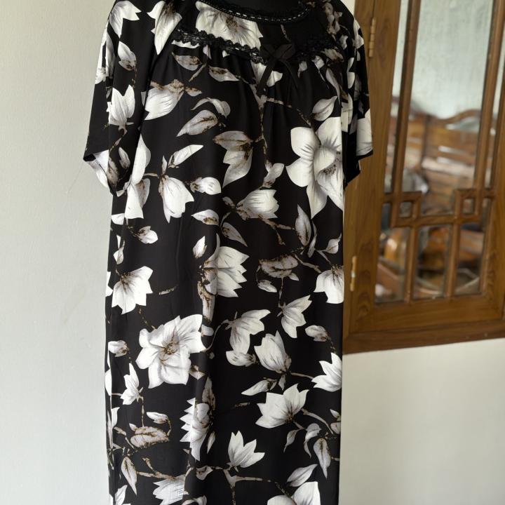 RAVEN BLACK PETAL MAXI | DUBAI MAXI | 518