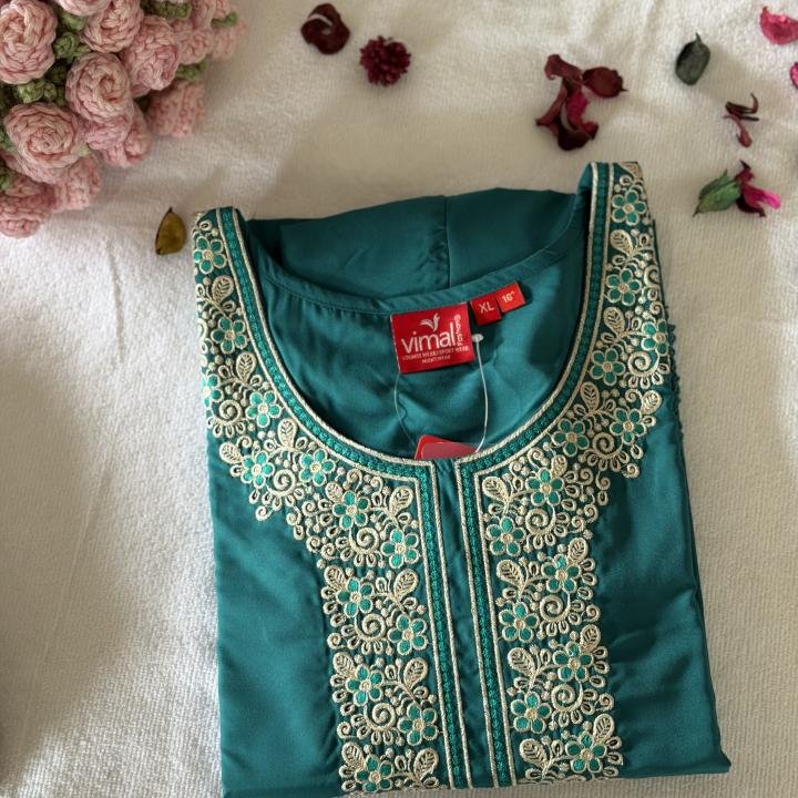 EMERALD GREEN SOLID MAXI | 529