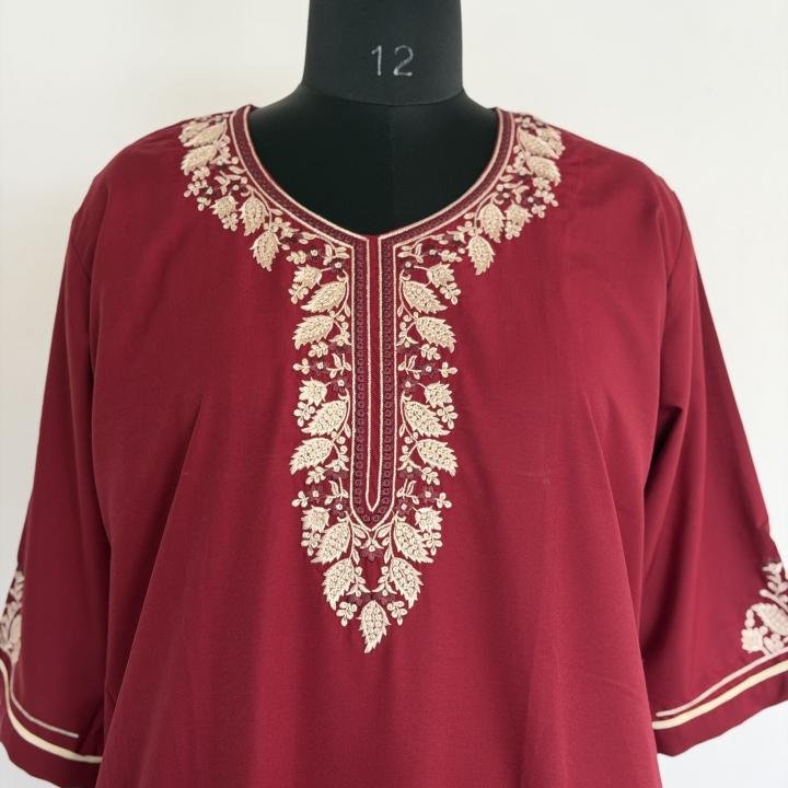 MAROON FLOW SOLID MAXI |529