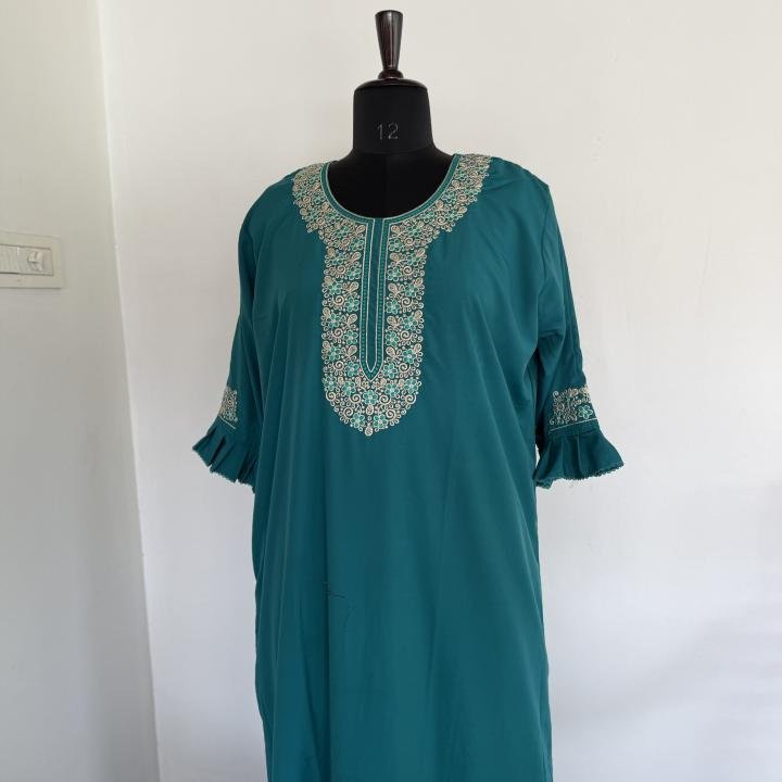 EMERALD GREEN SOLID MAXI | 529